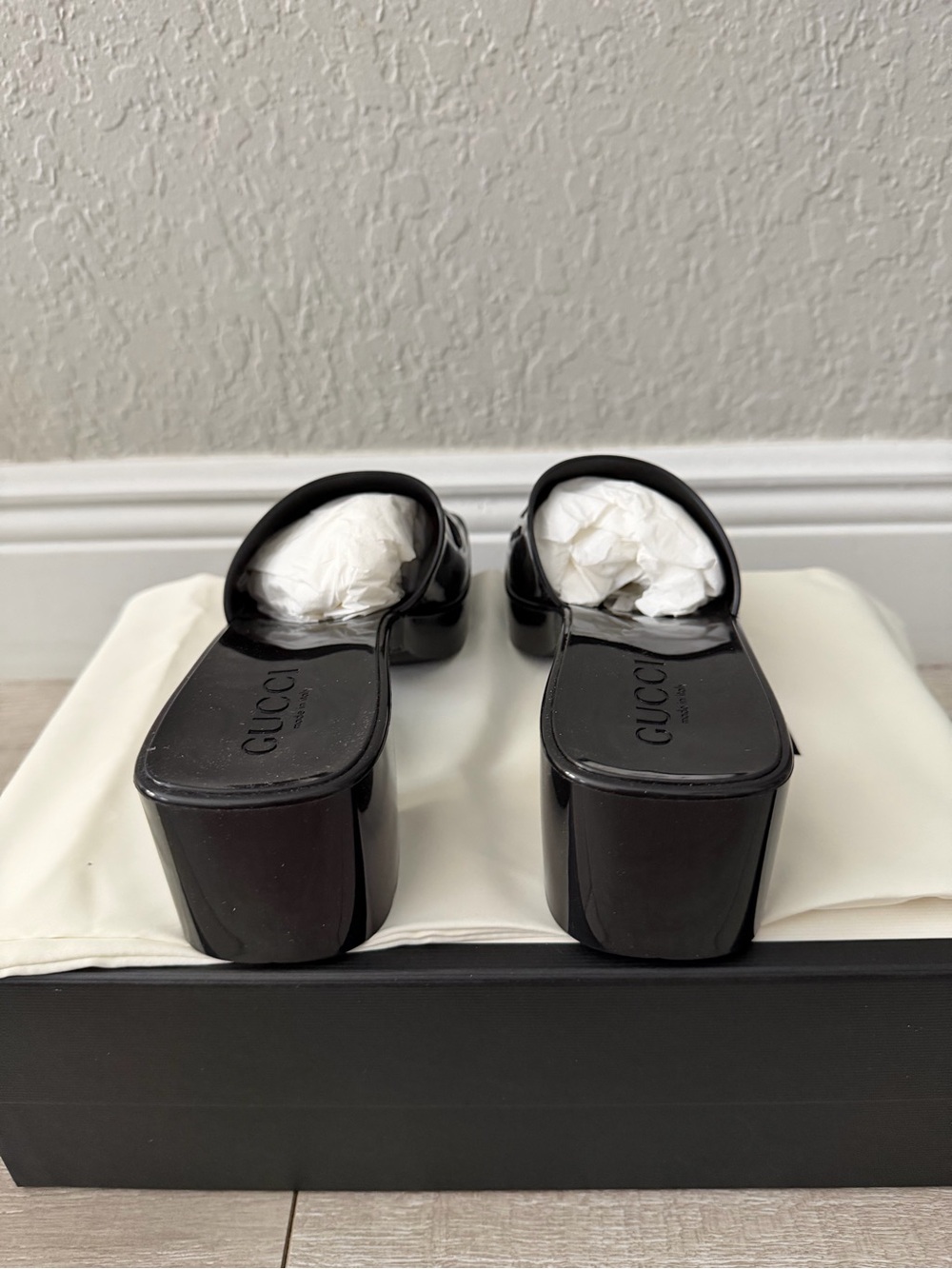 Gucci Black Patent Slide rubber black Mules with Logo Strap women 36 - Picture 6 of 7
